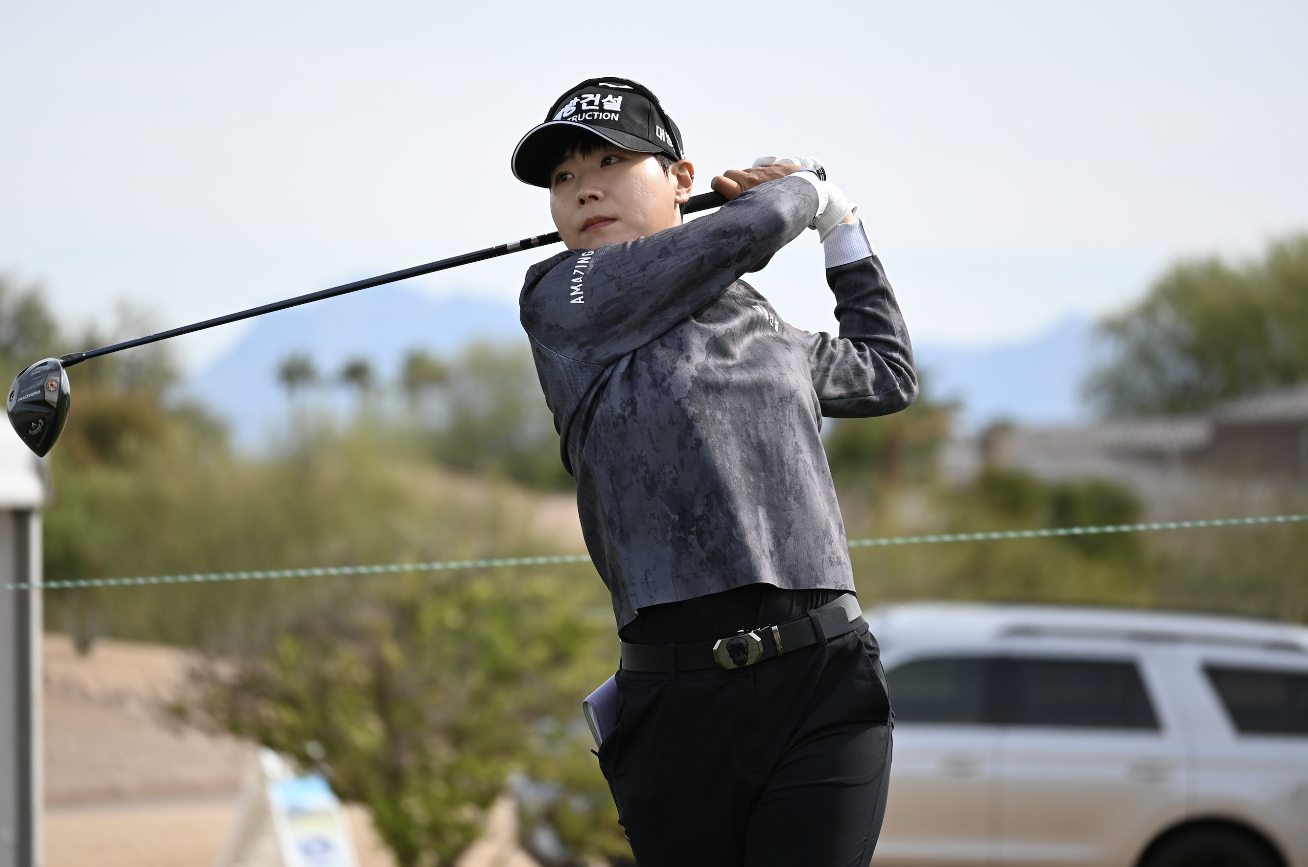 So Mi Lee Races Out to Unlikely Lead