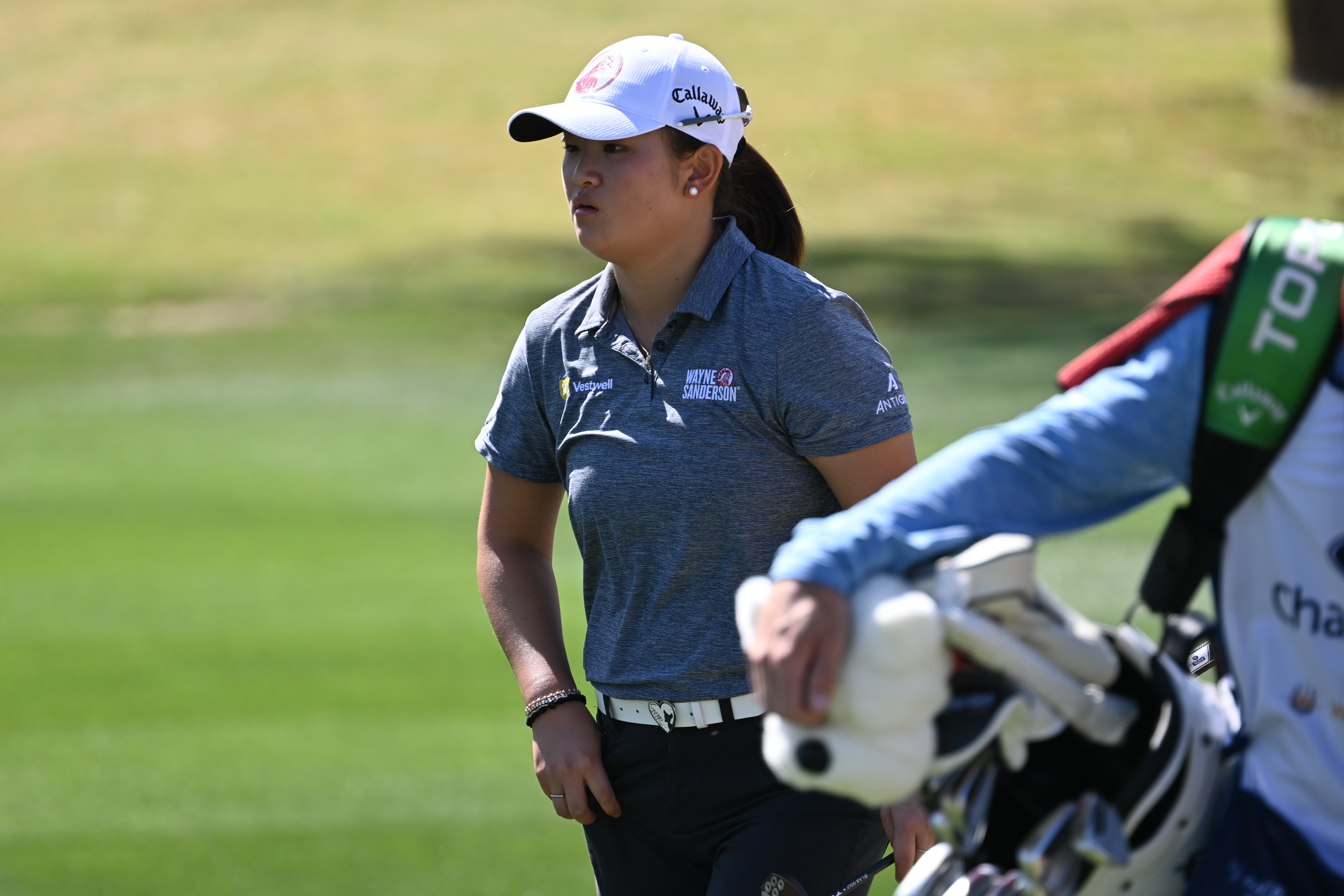 Jenny Bae Takes Weekend Lead in Mexico