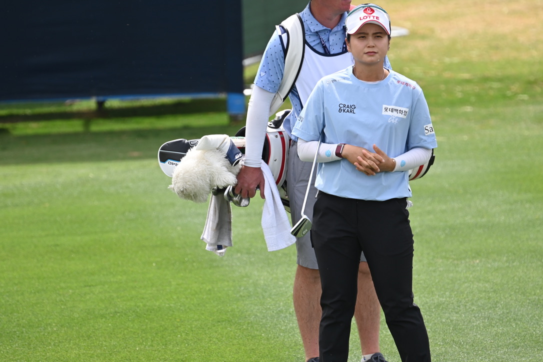 Hye Jin Choi Leads After One Round in Malaysia